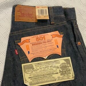 Men’s new Levi jeans, brand new never worn 30’ x 33’
